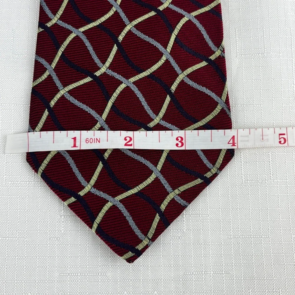 Hickey-Freeman Necktie Mens Red Woven‎ Silk Geometric Lattice Made in USA